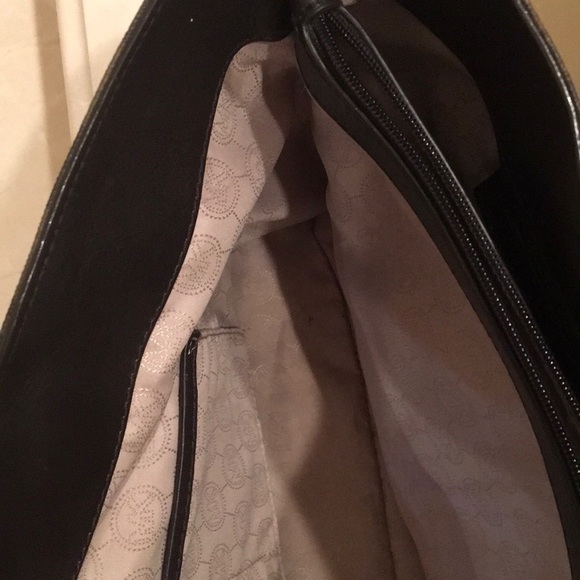 Large Michael Kors Tote - Picture 8 of 8